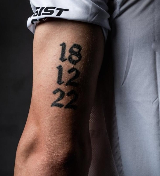 Fight side by side with your idol! 17-year-old Mastantono made his national team debut and was tattooed for Messi
