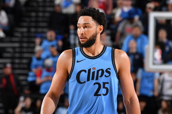 The 16th top scorer went from 40 million+ to the minimum salary? 🤔US media: Ben Simmons is expected to join the Celtics